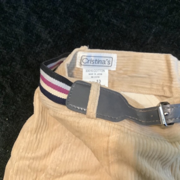 VTG Pleated Corduroy Shorts - Picture 2 of 2